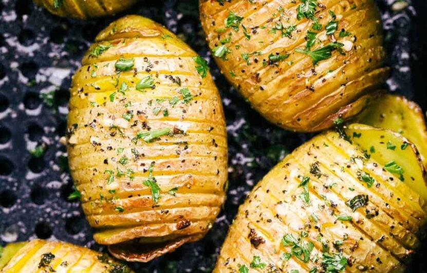 AIR FRYER GARLIC BUTTER HASSELBACK POTATOES