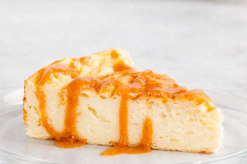 3 ingredients keto yogurt cake healthofficialtips.com